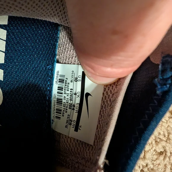 Nike Free Run 2018 Blue and Gray Running Shoes - Picture 5 of 5